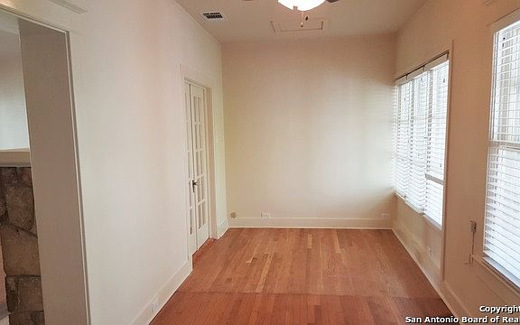 5th image of 6703 Broadway St