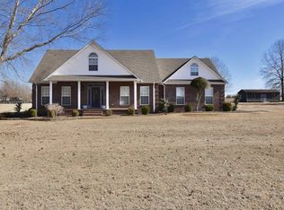 22 Creekwood Rd, Humboldt, TN 38343
