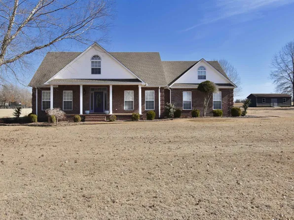 22 Creekwood Rd, Humboldt, TN 38343