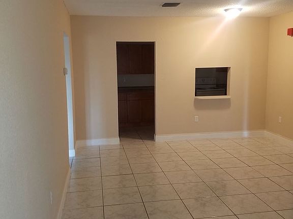 3rd image of 625 NW 177th St APT 104