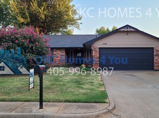 1504 Apollo Rd, Edmond, OK 73003