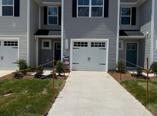 3903 15th Street Dr NE #103, Hickory, NC 28601