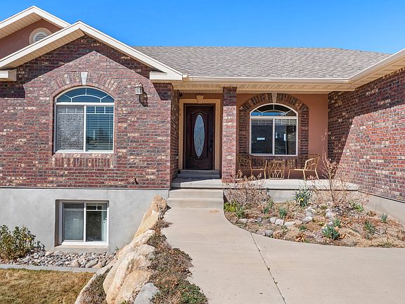 5th image of 1266 Vista Ridge Dr