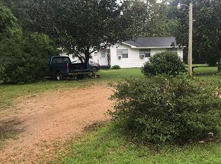 39 Nelson Rd, Poplarville, MS 39470