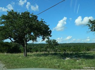 390 Thoroughbred Ln, Spring Branch, TX 78070