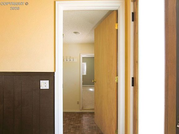3rd image of 1037 Phay Ave