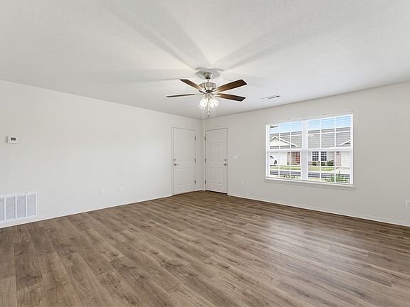 4th image of 802 N 20th St