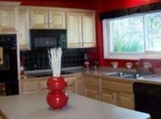 10709 Buckingham Rd, Fairfax, VA 22032