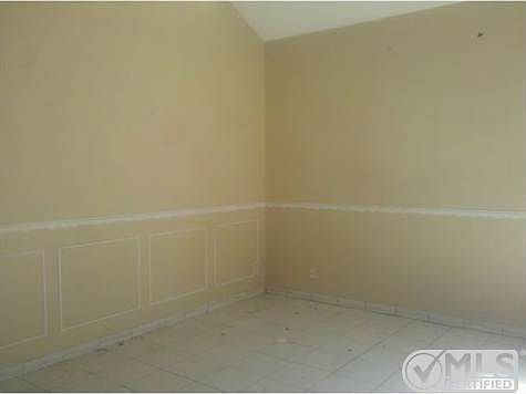 3rd image of 7861 Tam Oshanter Blvd