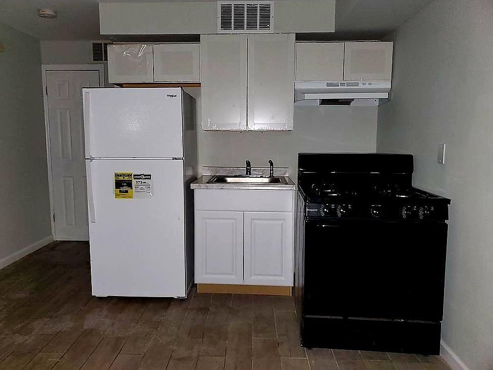 1st image of 61 Mildred Ave Floor 1