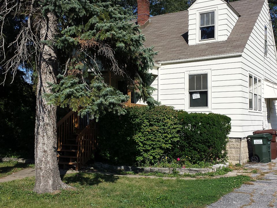 1st image of 17807 Oak Park Ave