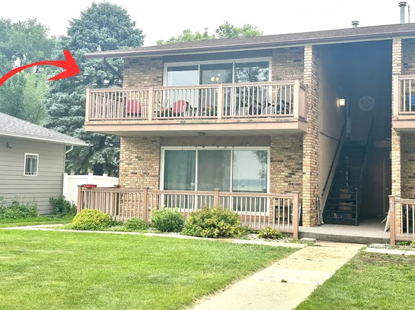 612 1/2 Lake St, Worthington, MN 56187