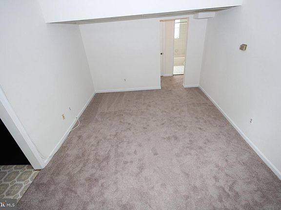 3rd image of 1709 N Troy St #7382