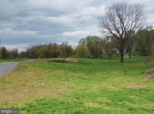 Earle Rd, Charles Town, WV 25414