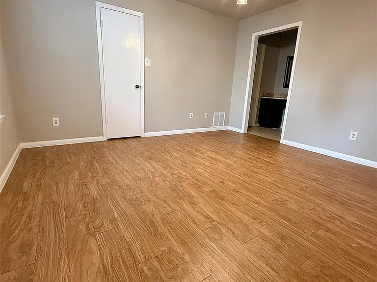 7825 Beauregard Cir #3A — Photo 14
