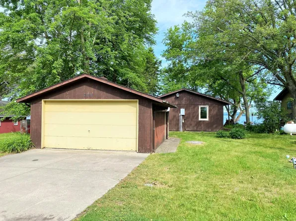 3712 189th Ave NW, New London, MN 56273