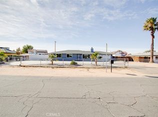 12438 Snapping Turtle Rd, Apple Valley, CA 92308