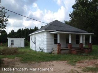 216 Roger Arnold Rd, Grantville, GA 30220