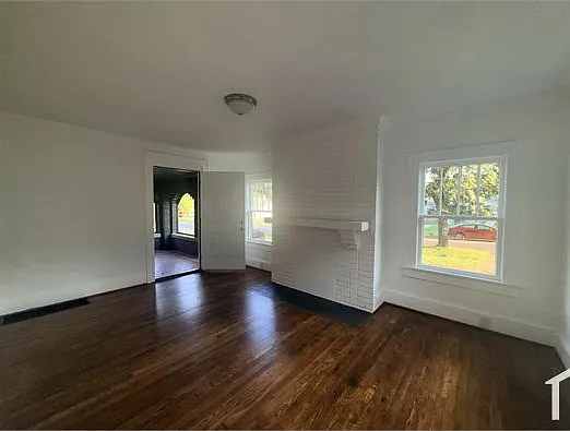 4 bed, 1435 sqft, $1,450 — Photo 4