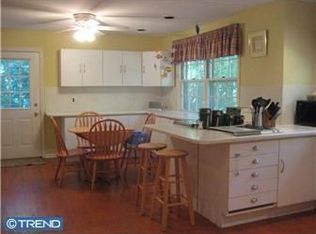 14 Robin Dr, Skillman, NJ 08558