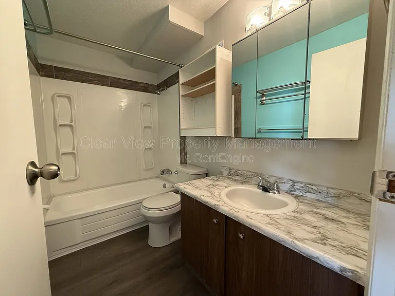 625 Columbia Blvd W #B — Photo 12