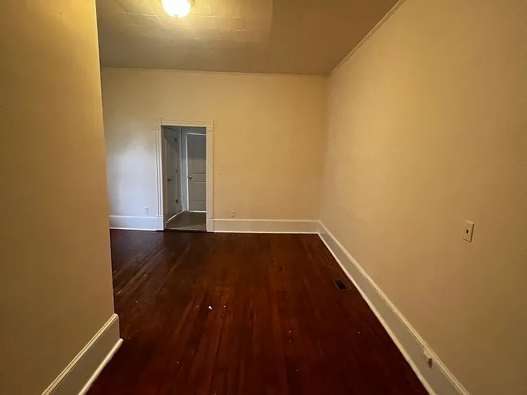 406 Highland Ave SW #2 — Photo 45