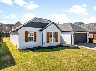 1602 S Desert Palm Pl, Broken Arrow, OK 74012