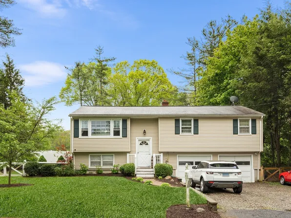 1 Glen Circle, Seymour, CT 06483