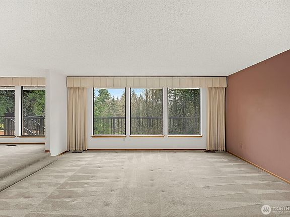 5th image of 8875 Banner Road SE