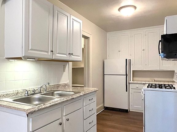 5th image of 2303 Melrose St #2