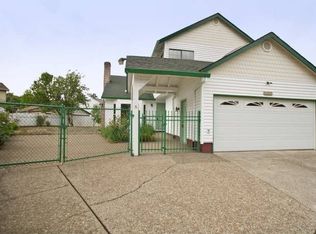 14365 SW Fanno Creek Loop, Tigard, OR 97224