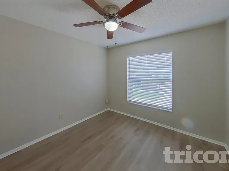 13311 Laraway Dr — Photo 11