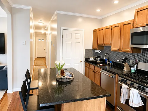 5 Peters St #1 Photo 1
