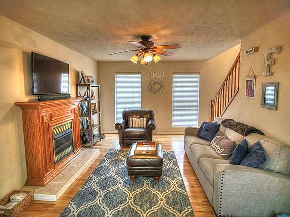 4th image of 506 Remington Dr