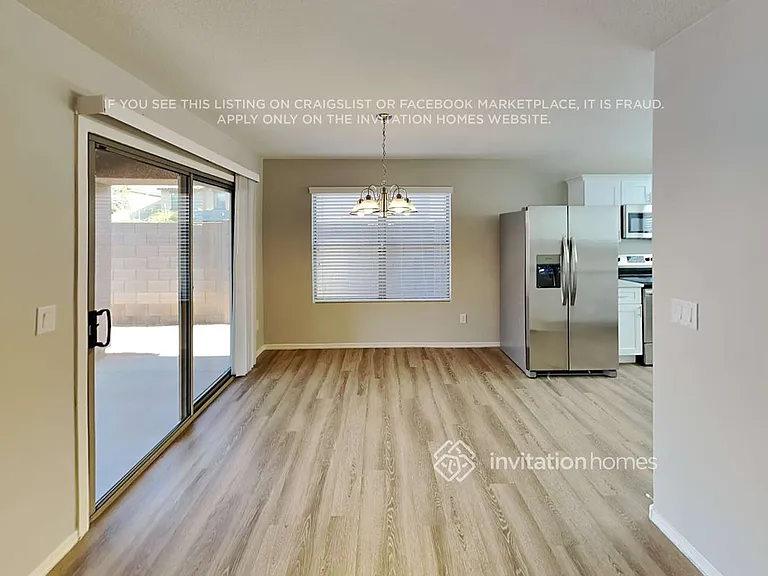 1094 E Lowell Ct — Photo 6