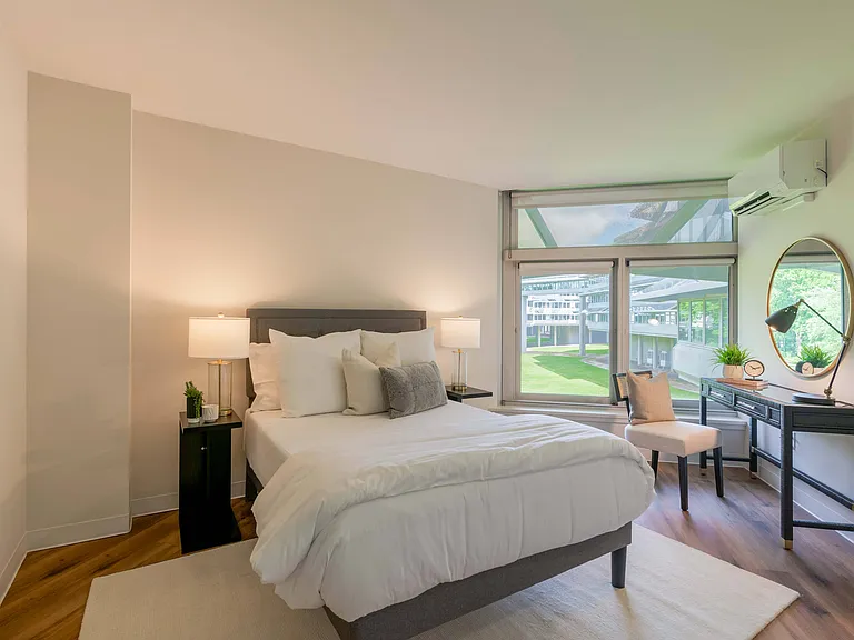 Residences at The Summit — Photo 7