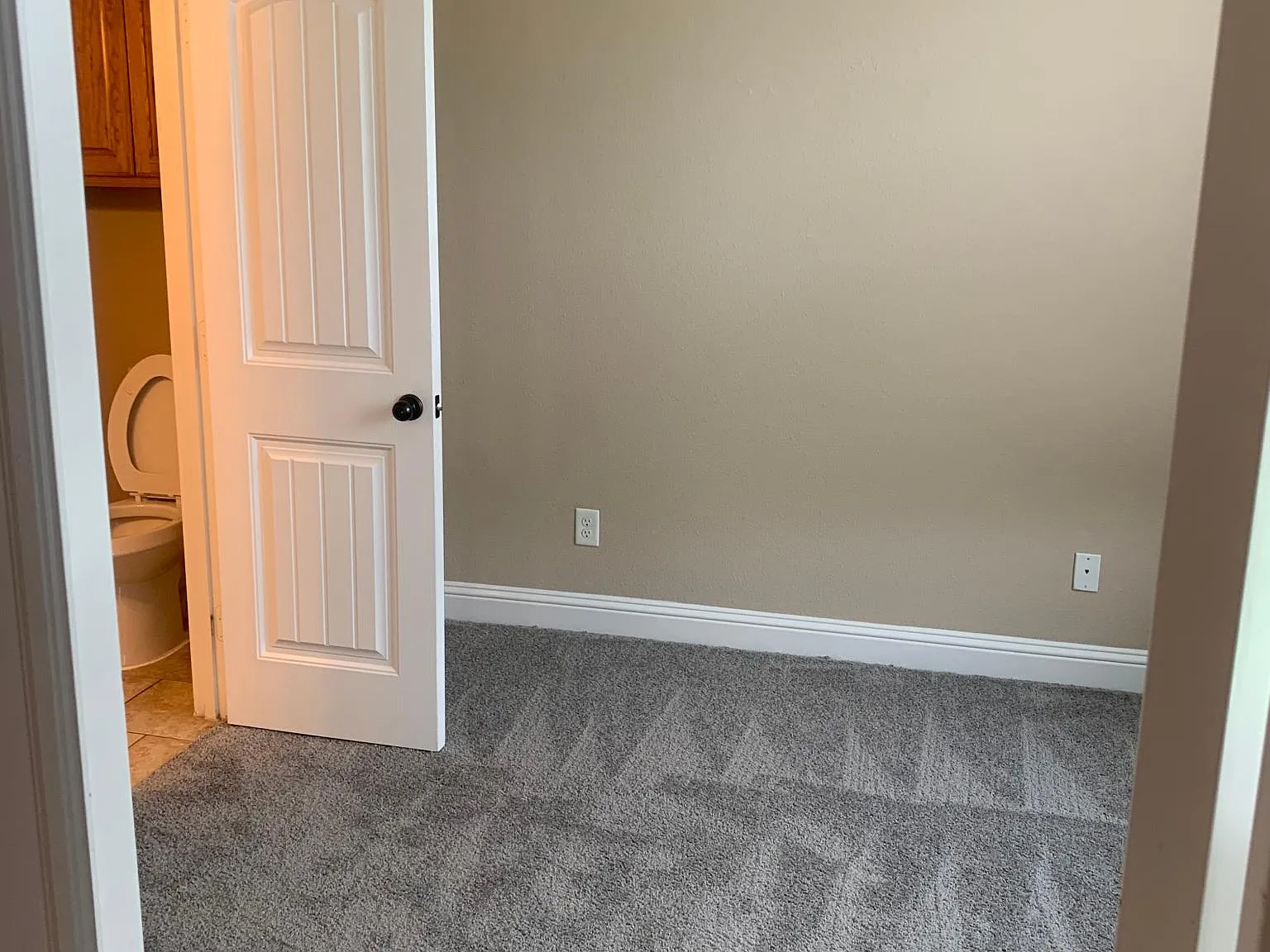 1303 Halcyon Pl — Photo 4