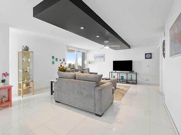 5th image of 2200 S Ocean Blvd APT 606