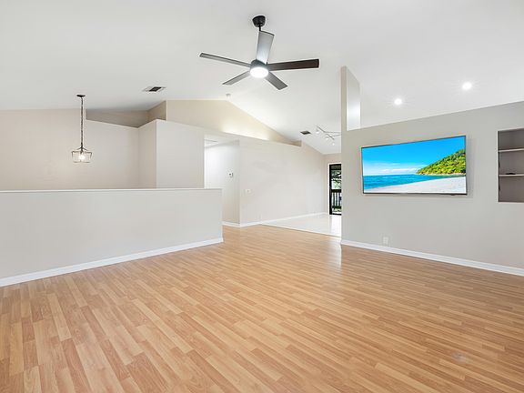 2nd image of 8070 SE River Ln