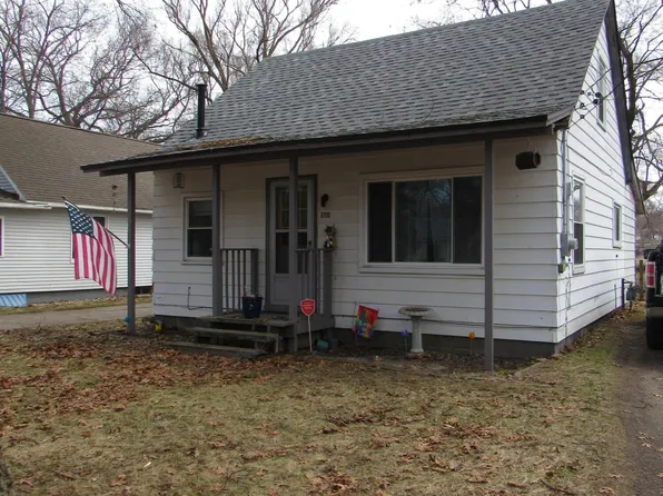 2720 Worden St, Norton Shores, MI 49444
