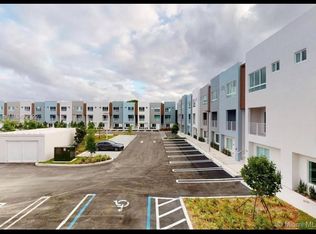 2555 193rd St #2226, Miami, FL 33180