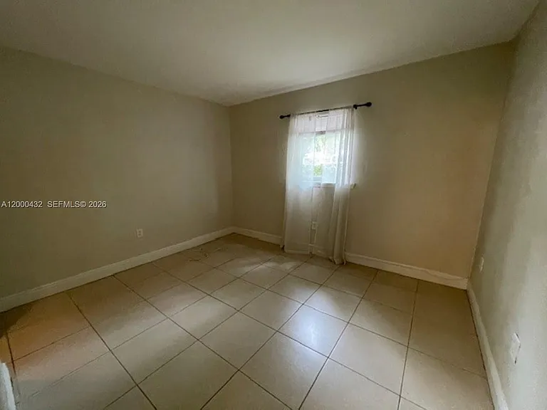 8601 SW 68th Ct #4 — Photo 22