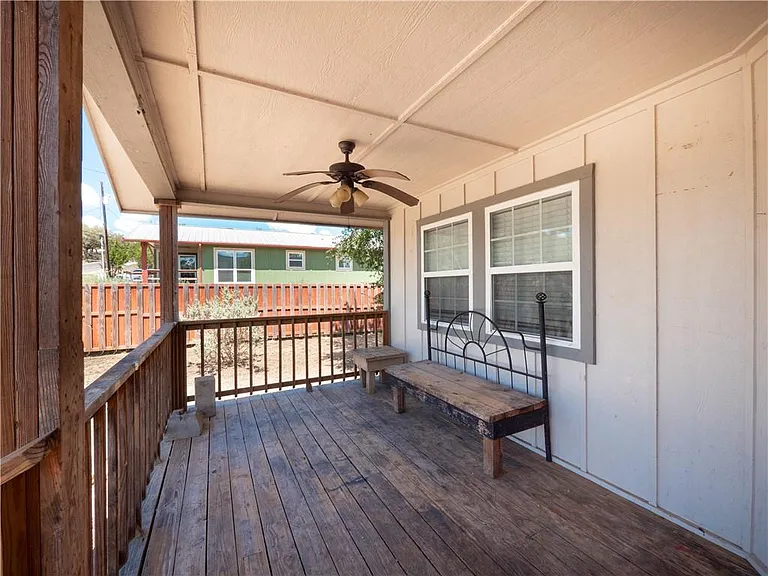 691 Tamarack Dr — Photo 34