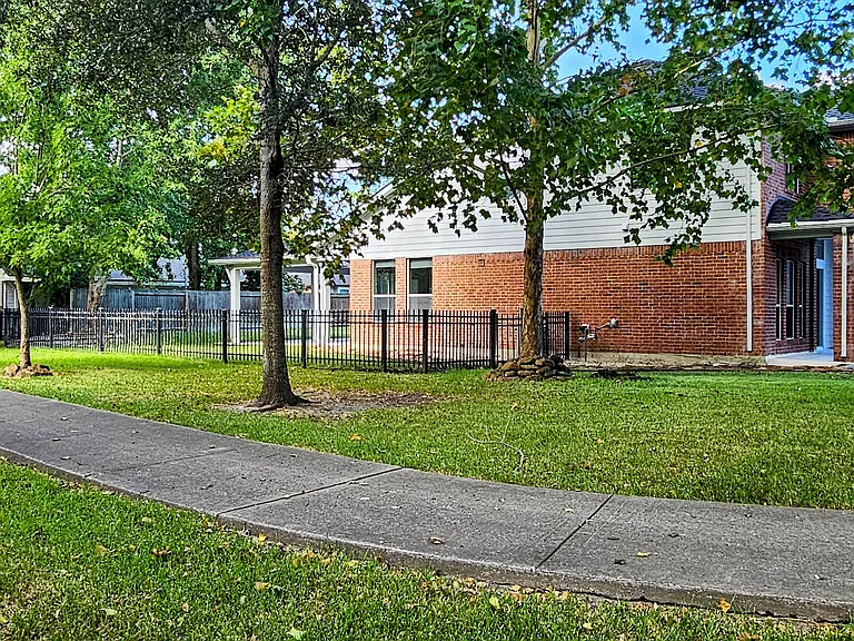13403 Summer Villa Ln — Photo 25
