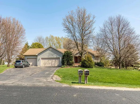 2752 Brooks Ridge DRIVE, Sun Prairie, WI 53590