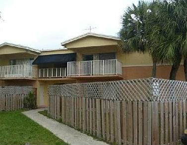 2nd image of 4560 NW 79th Ave APT 2G