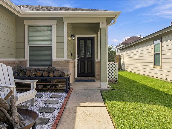 5th image of 6515 Green Pear Ln
