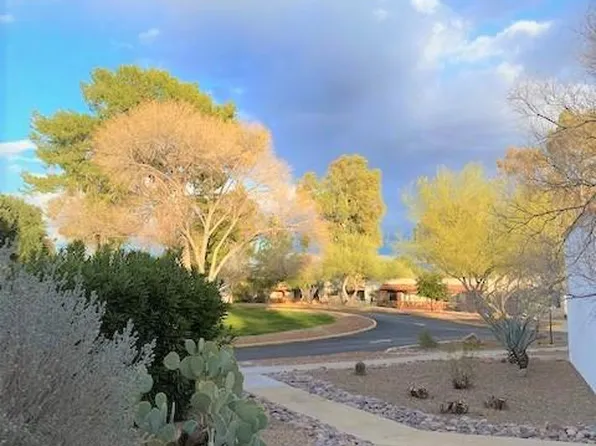 402 S Paseo Quinta APT B, Green Valley, AZ 85614
