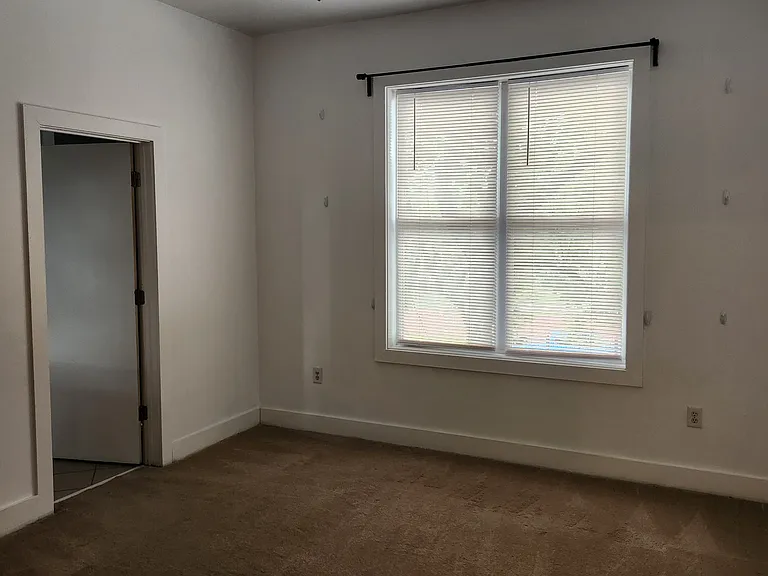 502 Pryor St SW #219 — Photo 7
