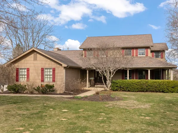 19 Shagbark Ln, Newark, IL 60541